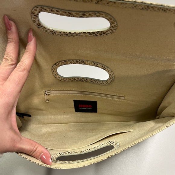 Hobo Leather Snakeskin Print Clutch Bag - Picture 8 of 12